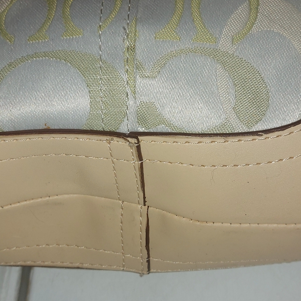 Authentic Coach Handbag - Picture 6 of 6